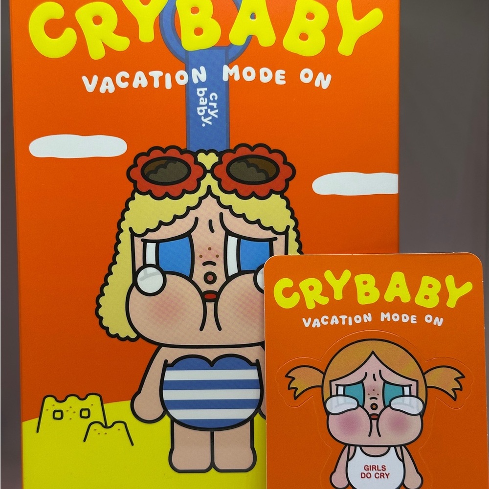 Crybaby Vacation Mode On Vinyl Plush Pendant - GLUG-GLUG